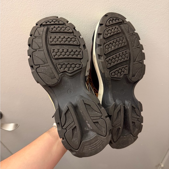 Leopard Print Women's Sneakers - Picture 3 of 4